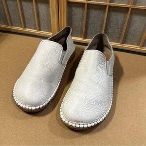 Birkenstock Callan EU40 W9 M7 White Pebbled Leather